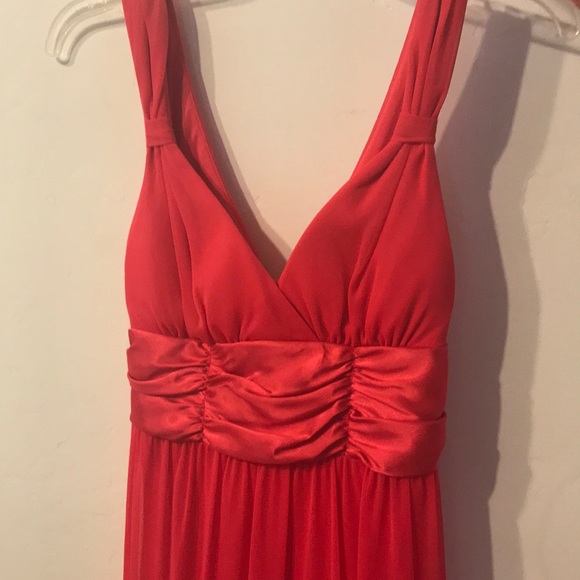 Fuschia dress - Picture 1 of 5